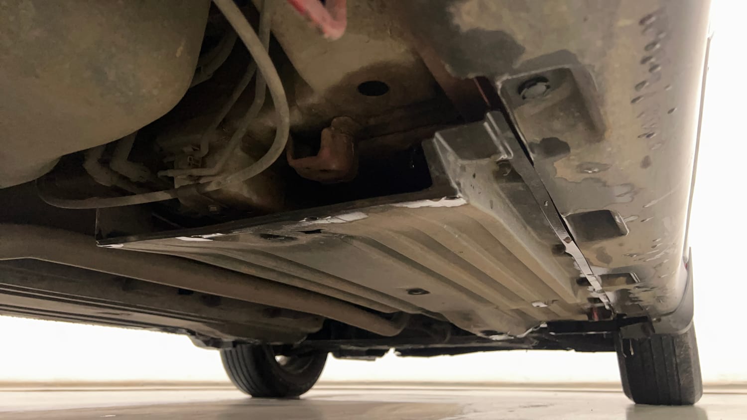 Used 2019 maruti-suzuki Vitara Brezza ZDi AGS Diesel Automatic extra REAR RIGHT UNDERBODY VIEW