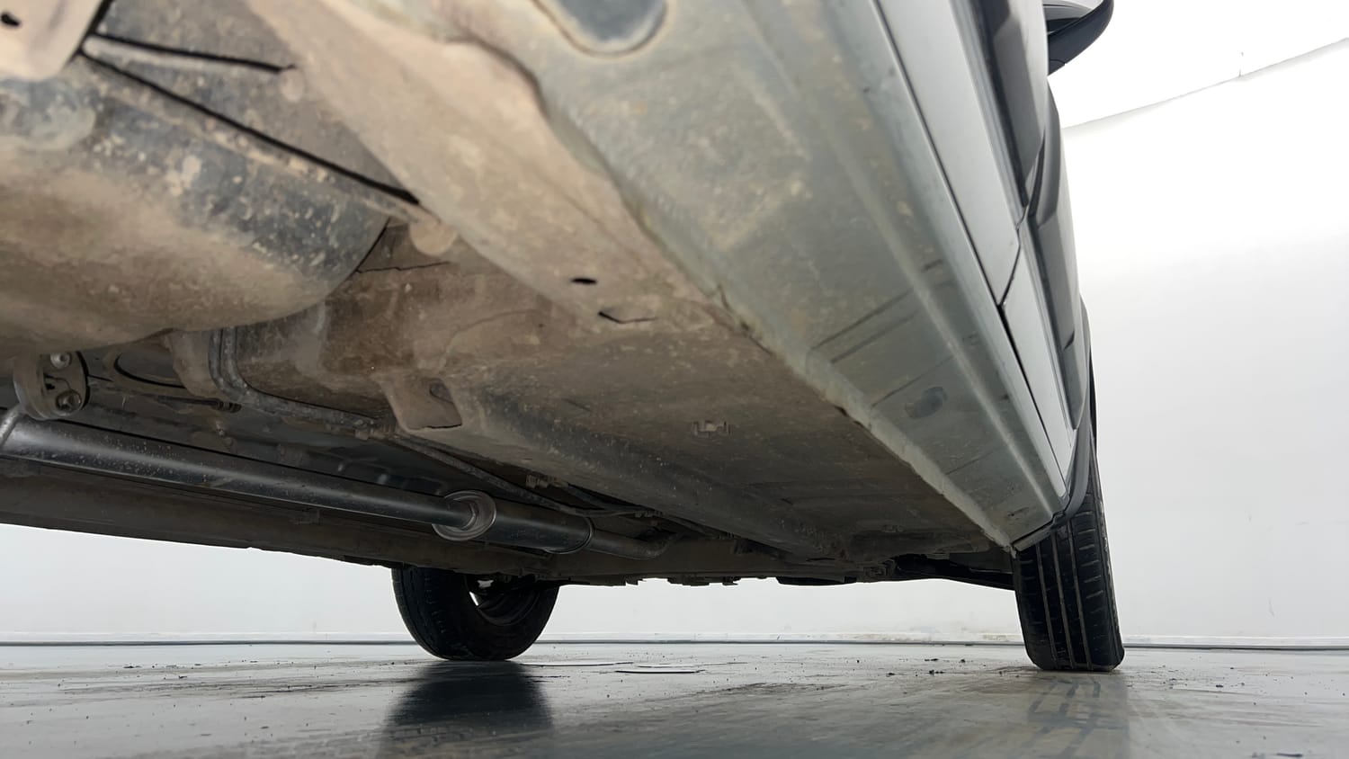 Used 2023 Renault Kwid CLIMBER Petrol Manual extra REAR RIGHT UNDERBODY VIEW