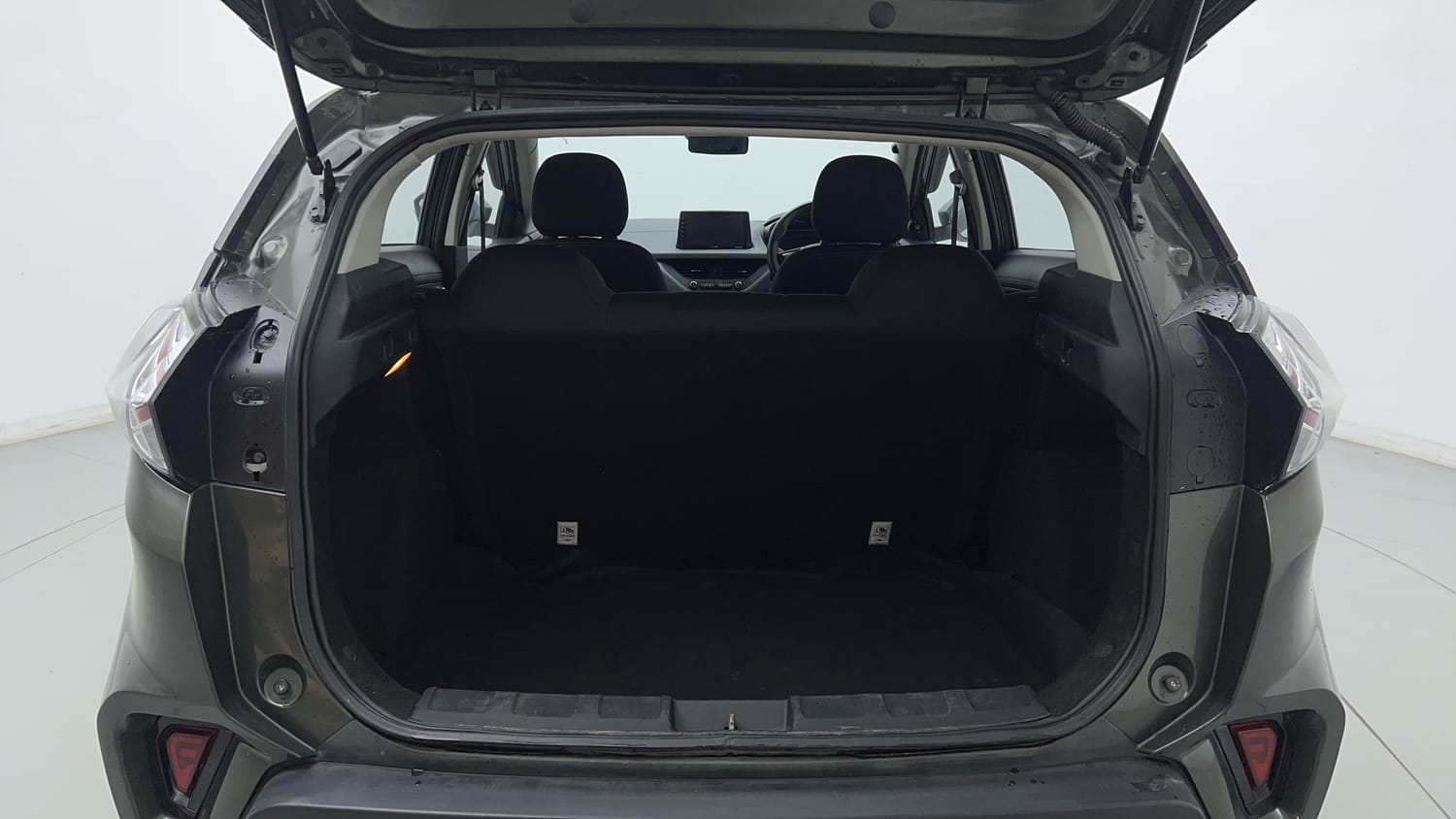Used 2022 Tata Nexon XMA (S) Petrol Automatic interior DICKY INSIDE VIEW