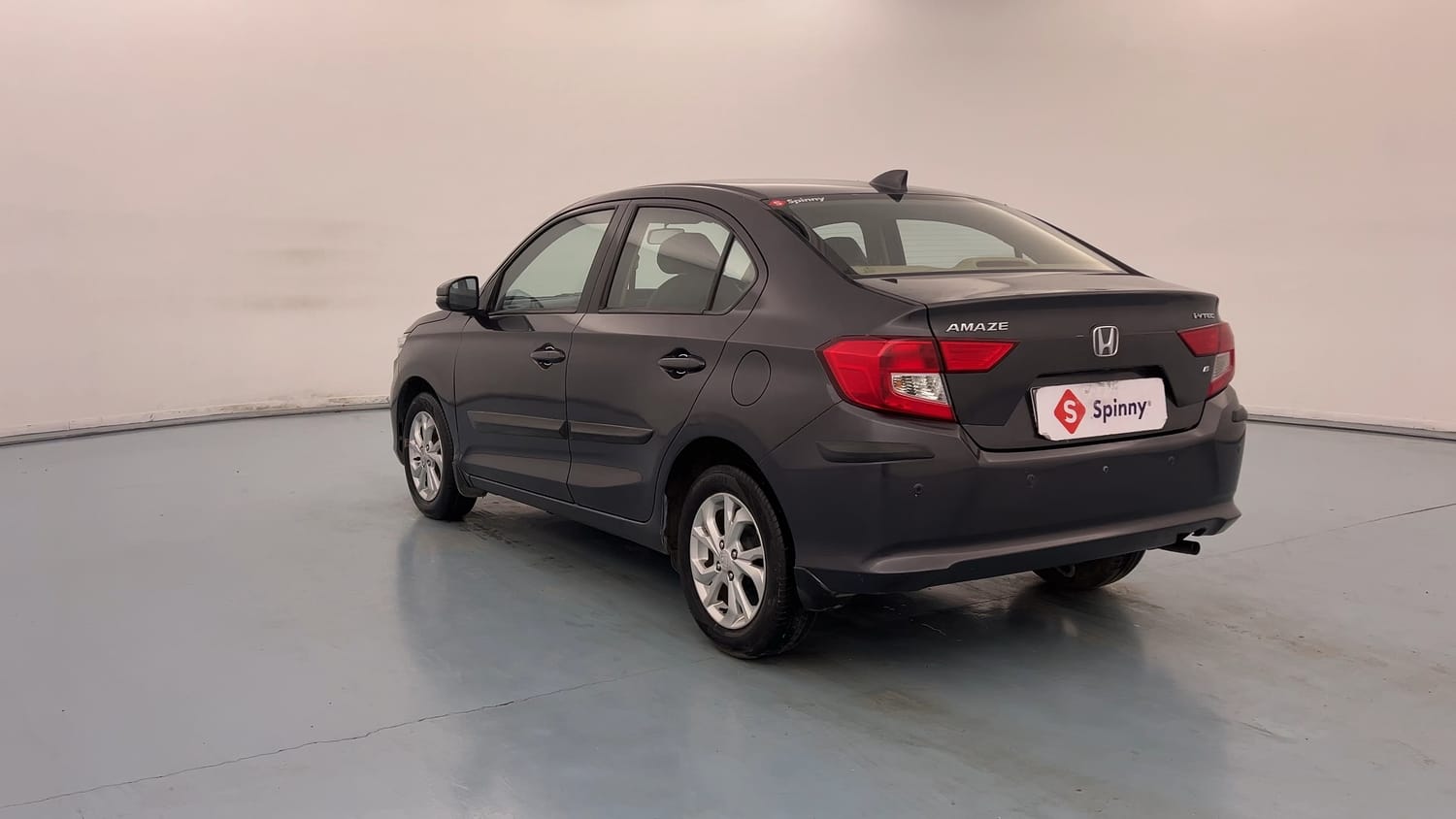 Used 2019 Honda Amaze 1.2 V CVT Petrol Petrol Automatic exterior LEFT REAR CORNER VIEW