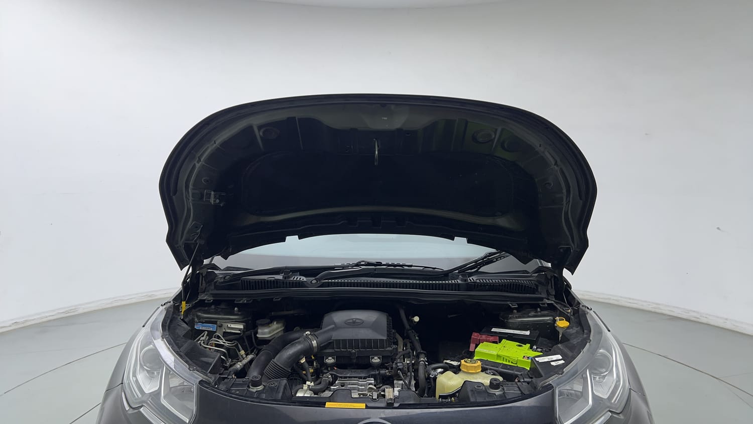 Used 2022 Tata Nexon XMA (S) Petrol Automatic engine ENGINE & BONNET OPEN FRONT VIEW