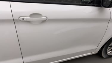 minor_scratch_0