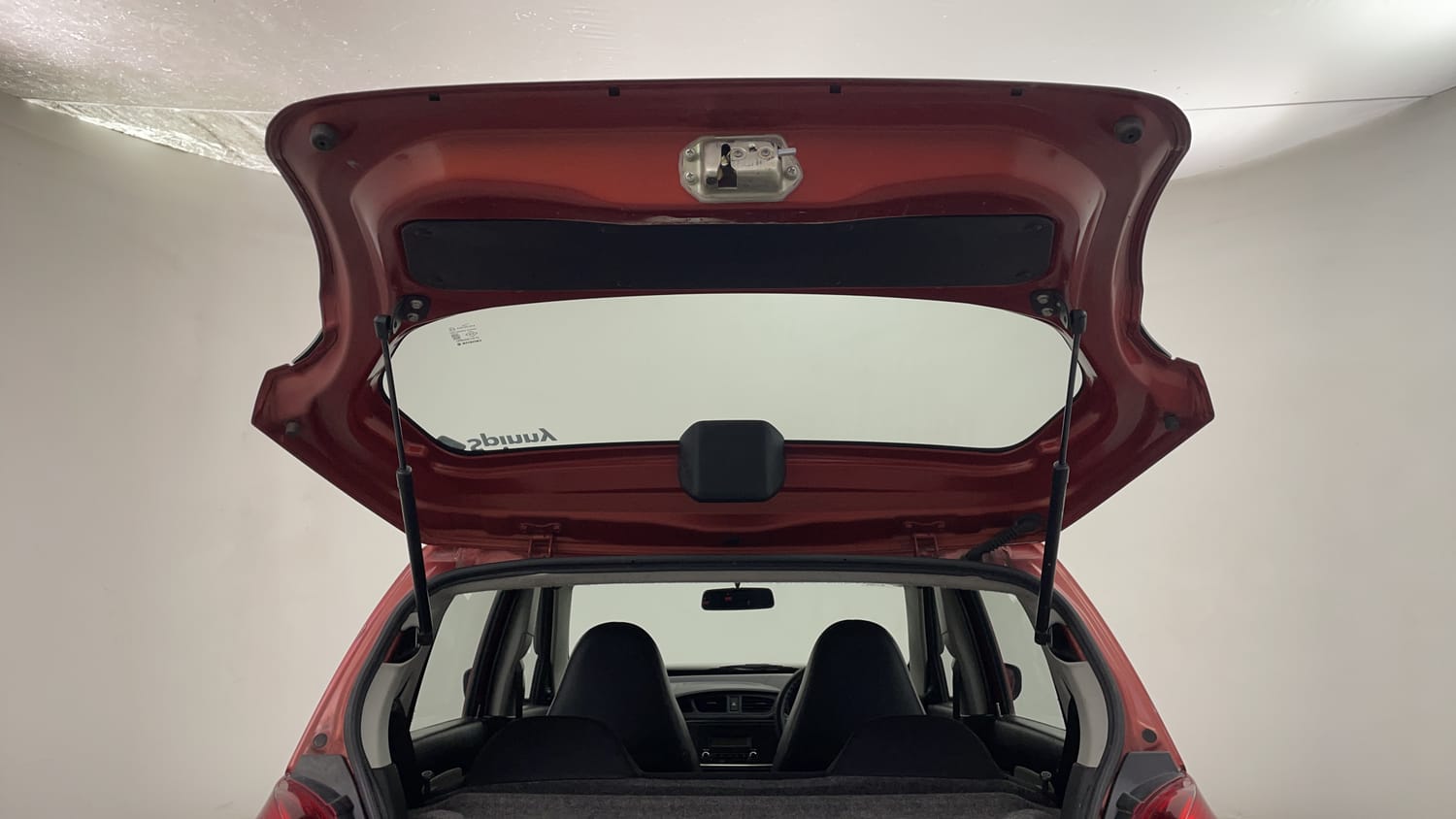 Used 2019 Maruti Suzuki Alto 800 VXi Petrol Manual interior DICKY DOOR OPEN VIEW