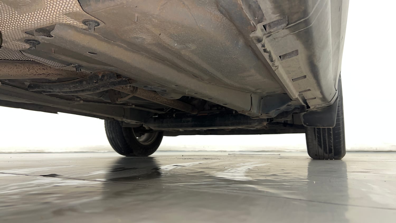 Used 2018 Ford EcoSport Titanium + 1.5L TDCi Diesel Manual extra REAR RIGHT UNDERBODY VIEW