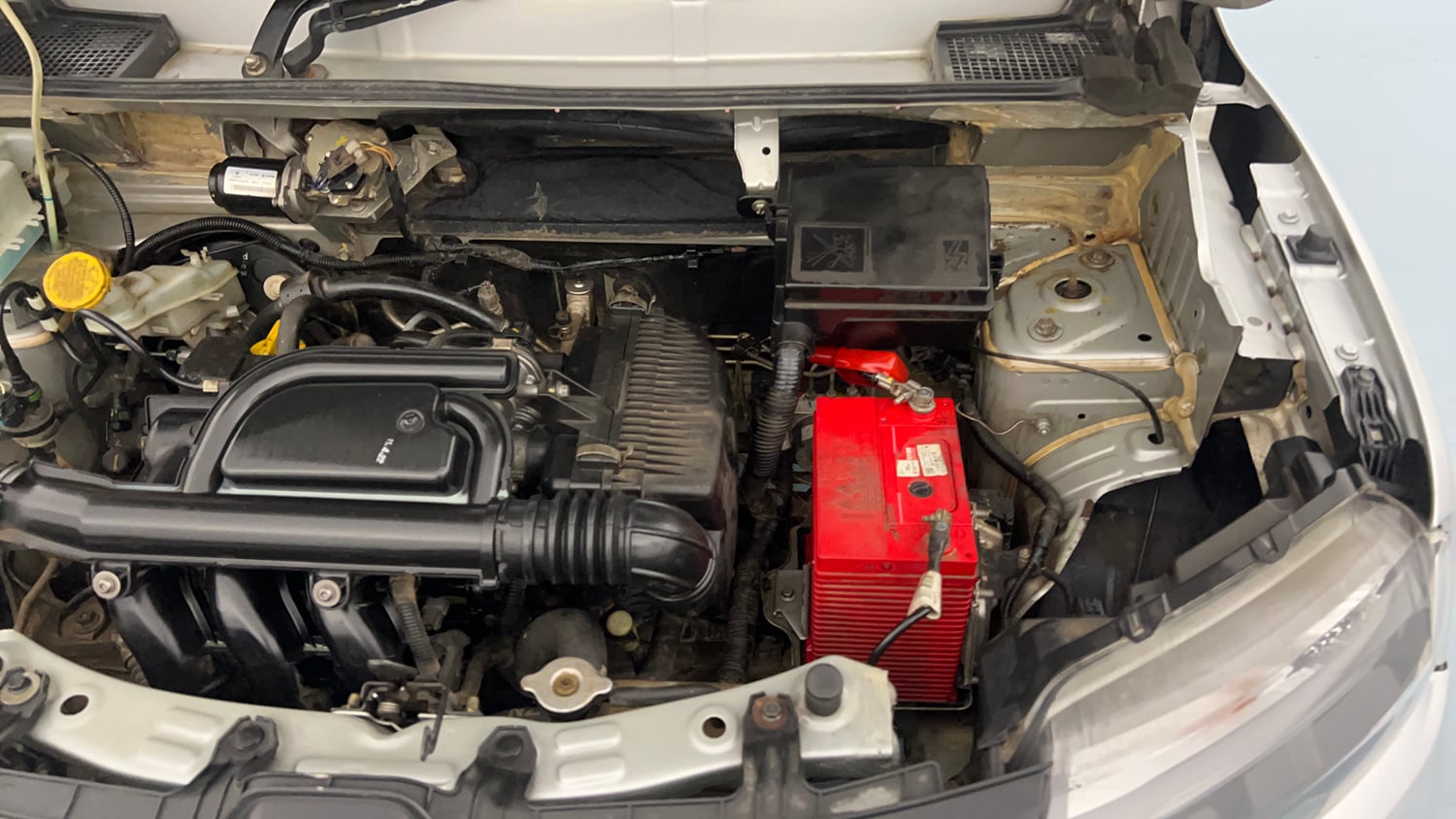 Used 2023 Renault Kwid CLIMBER Petrol Manual engine ENGINE LEFT SIDE VIEW