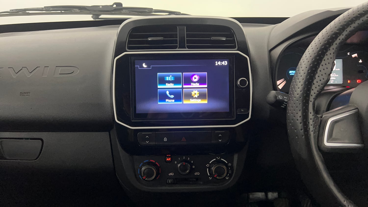 Used 2023 Renault Kwid CLIMBER Petrol Manual interior MUSIC SYSTEM & AC CONTROL VIEW