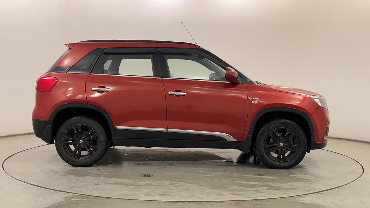 Used 2019 maruti-suzuki Vitara Brezza ZDi AGS Diesel Automatic exterior RIGHT SIDE VIEW