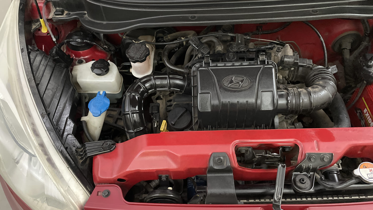 Used 2015 Hyundai Eon Magna + Petrol Manual engine ENGINE RIGHT SIDE VIEW