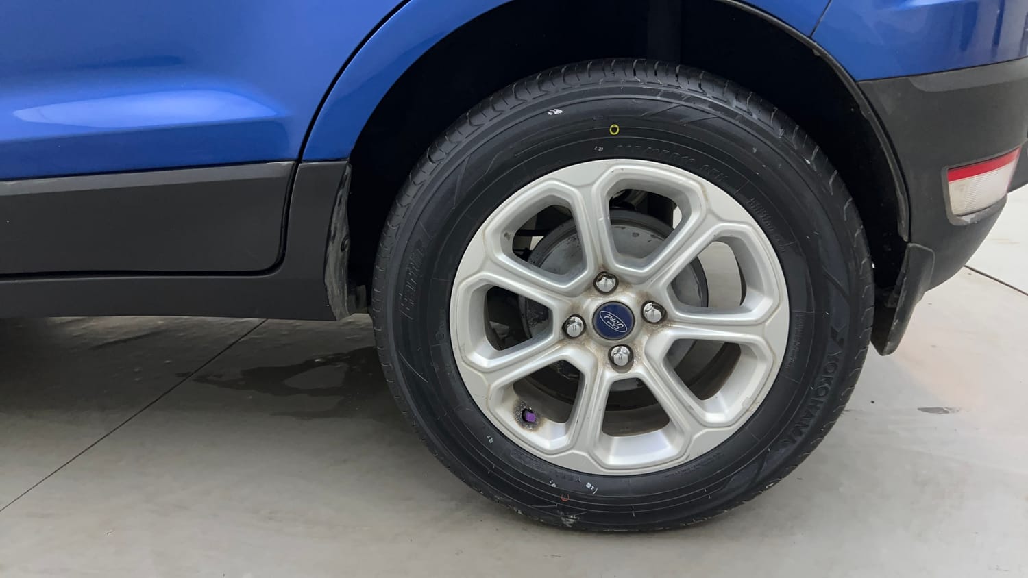 Used 2018 Ford EcoSport Titanium + 1.5L TDCi Diesel Manual tyres LEFT REAR TYRE RIM VIEW