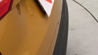 minor_scratch_0