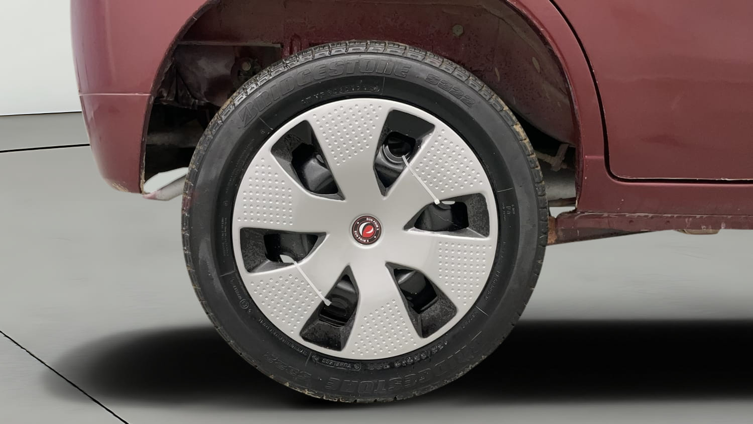 Used 2012 Maruti Suzuki Alto K10 VXi Petrol Manual tyres RIGHT REAR TYRE RIM VIEW