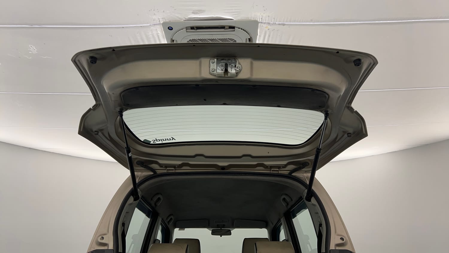 Used 2013 Maruti Suzuki Wagon R VXI Petrol Manual interior DICKY DOOR OPEN VIEW