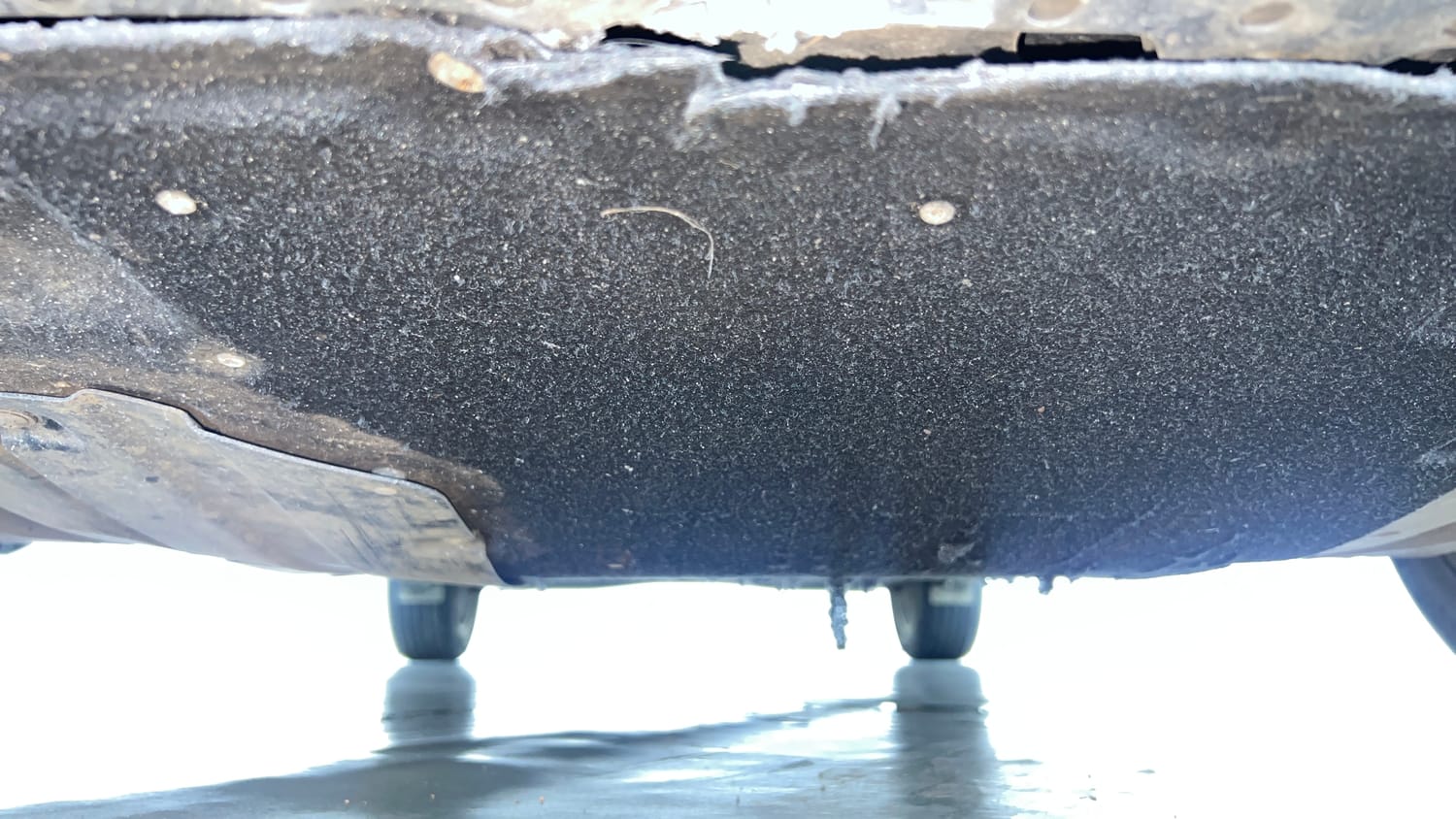 Used 2022 Maruti Suzuki Baleno Alpha AGS Petrol Automatic extra FRONT LEFT UNDERBODY VIEW