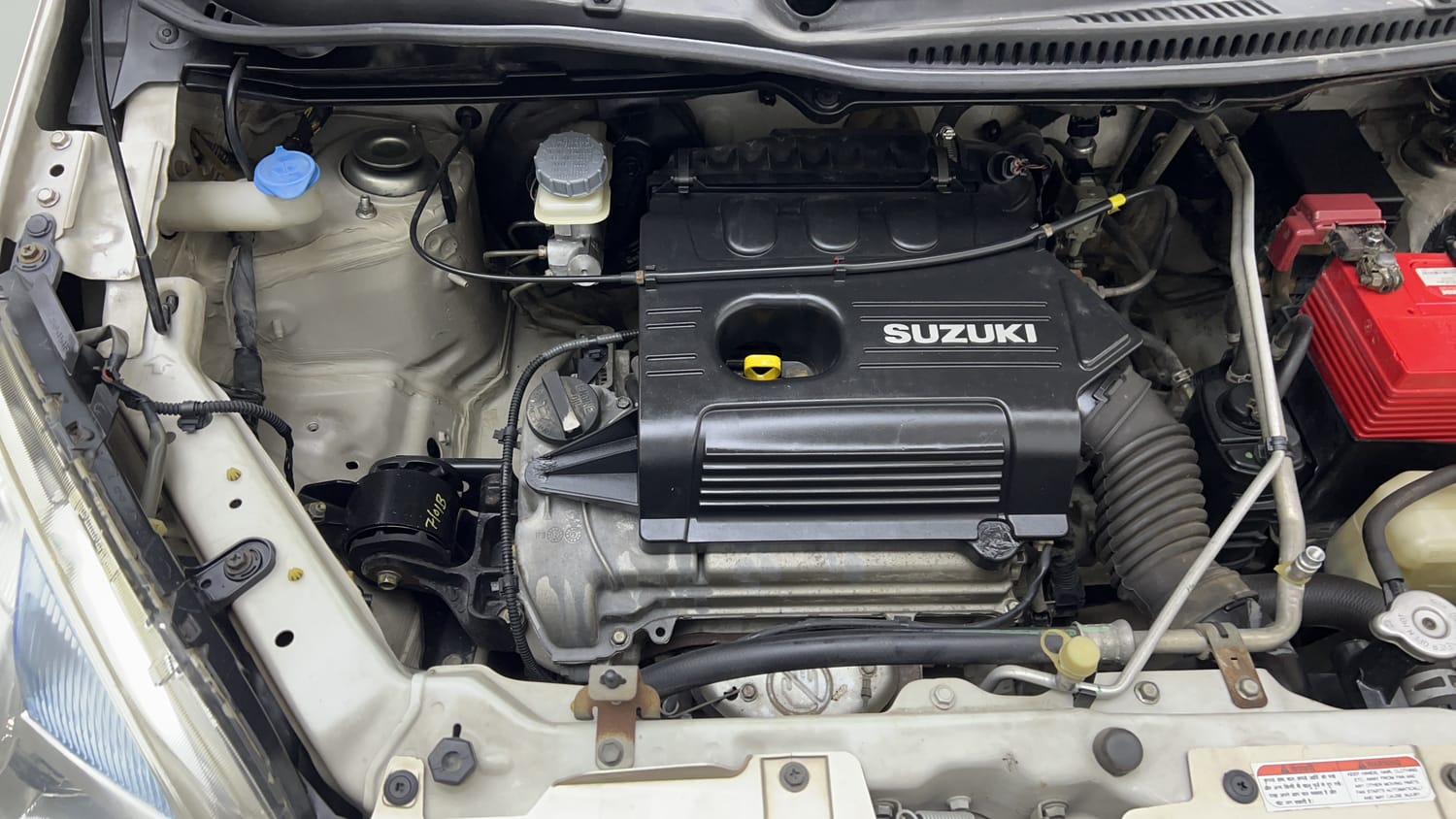 Used 2013 Maruti Suzuki Wagon R VXI Petrol Manual engine ENGINE RIGHT SIDE VIEW