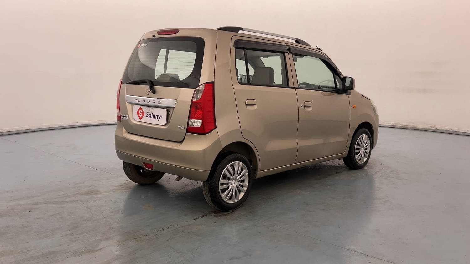 Used 2013 Maruti Suzuki Wagon R VXI Petrol Manual exterior RIGHT REAR CORNER VIEW