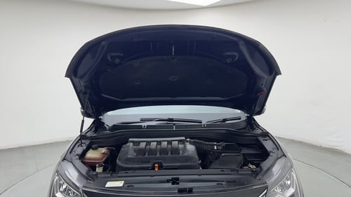 Used 2024 Mahindra XUV700 AX5 Petrol MT 7 STR Petrol Manual engine ENGINE & BONNET OPEN FRONT VIEW