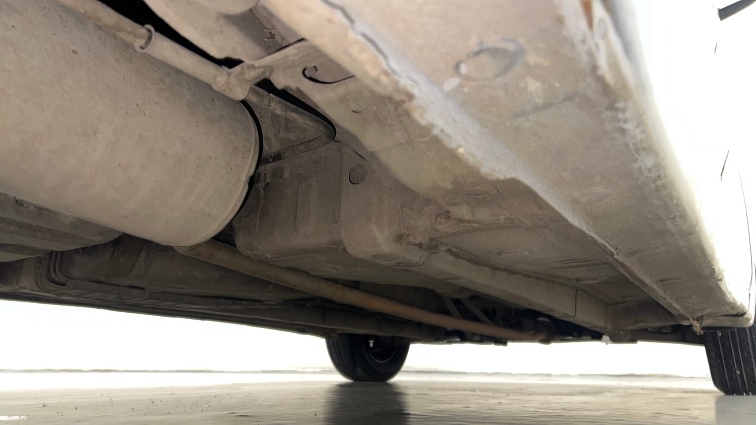 Used 2012 Hyundai Eon Magna Petrol Manual extra REAR RIGHT UNDERBODY VIEW