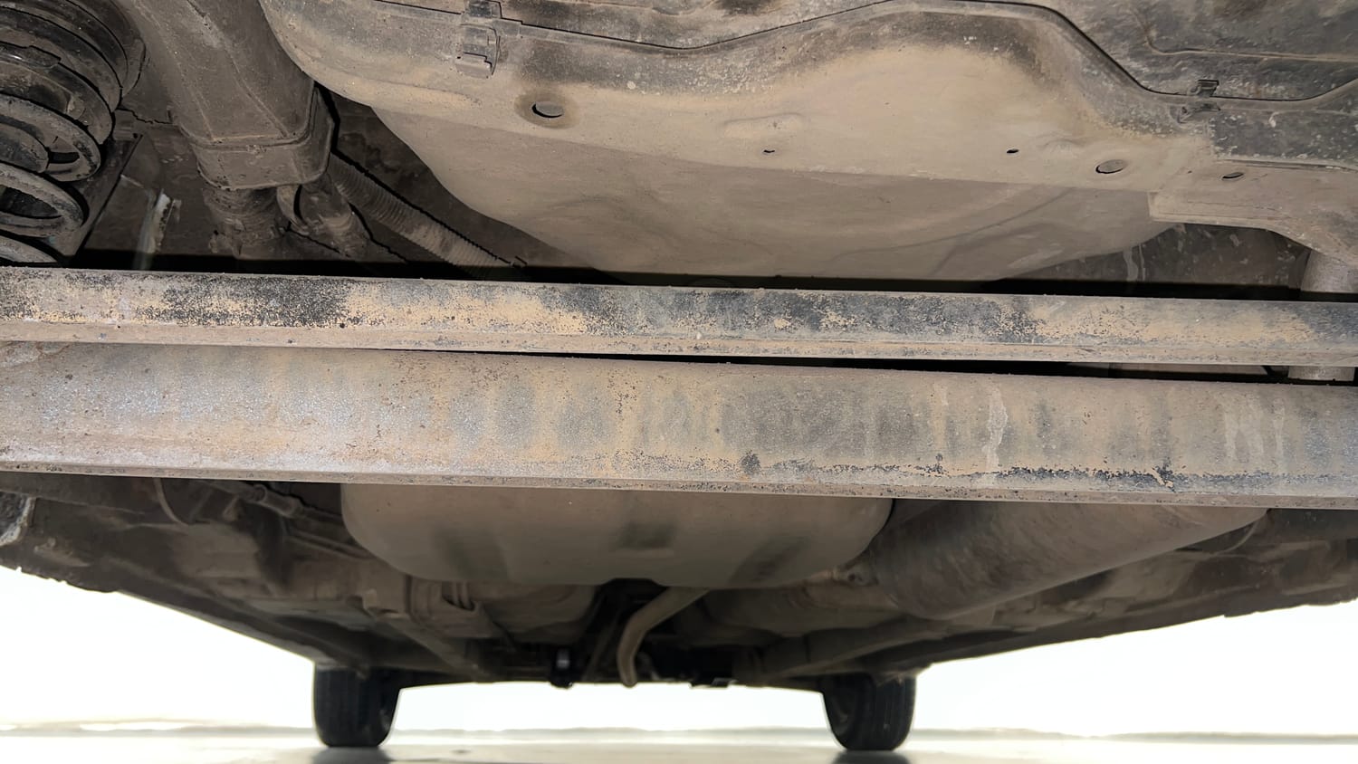 Used 2012 Hyundai Eon Magna Petrol Manual extra REAR UNDERBODY VIEW (TAKEN FROM REAR)