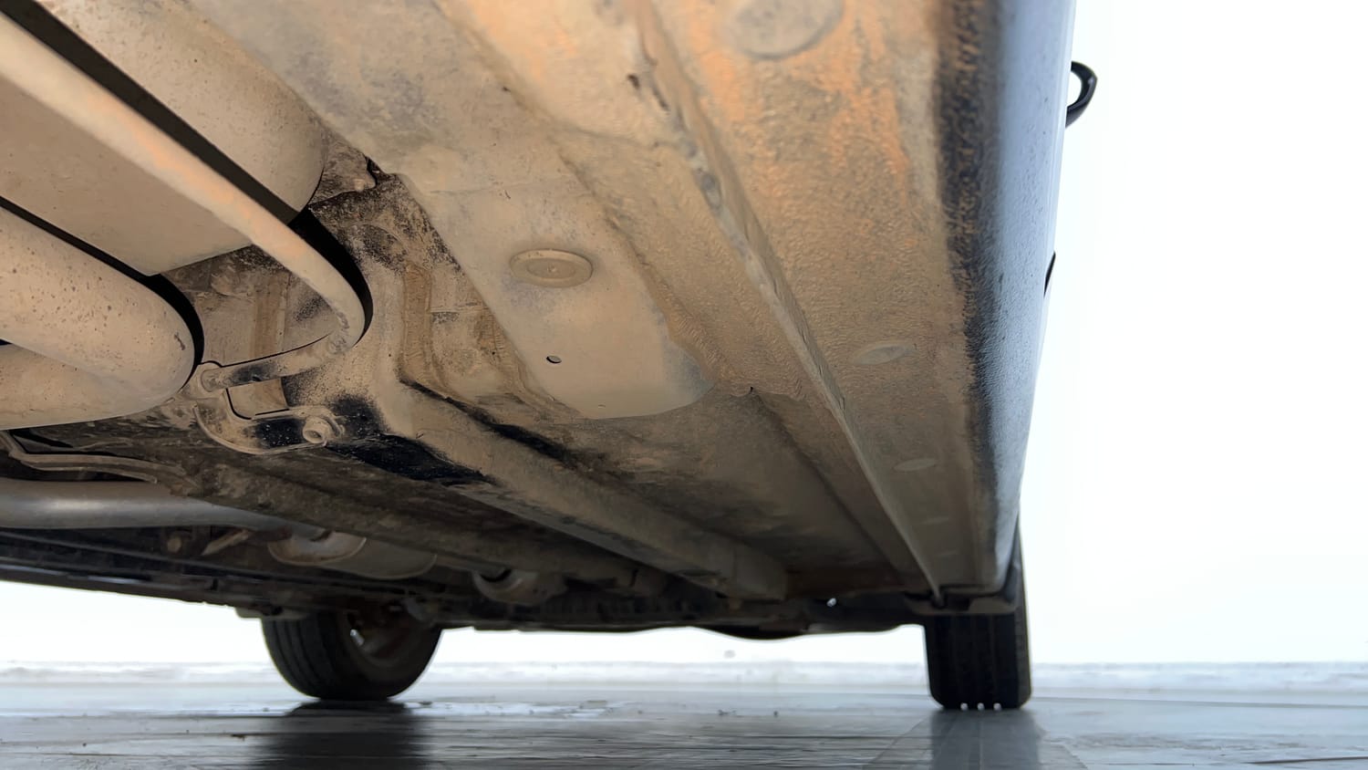 Used 2021 Hyundai Verna SX 1.5 MPi Petrol Manual extra REAR RIGHT UNDERBODY VIEW