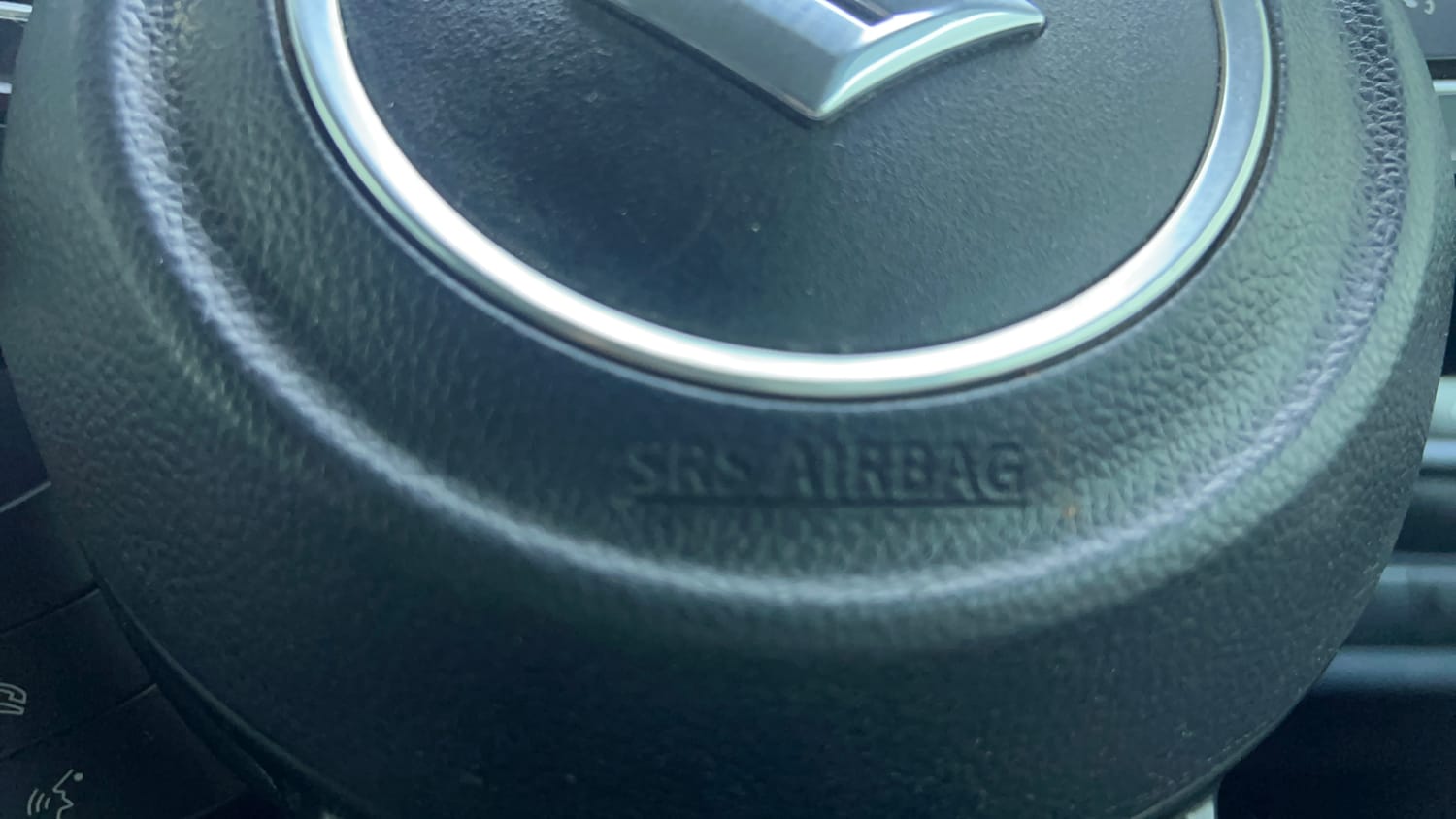 Used 2022 Maruti Suzuki Baleno Alpha AGS Petrol Automatic top_features Airbags