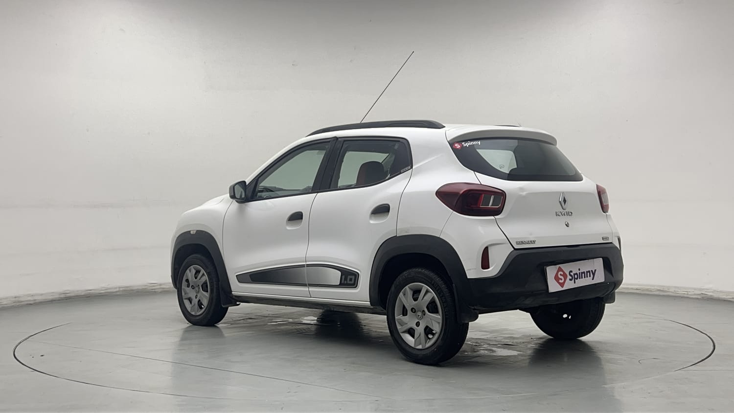Used 2020 Renault Kwid 1.0 RXT AMT Opt Petrol Automatic exterior LEFT REAR CORNER VIEW