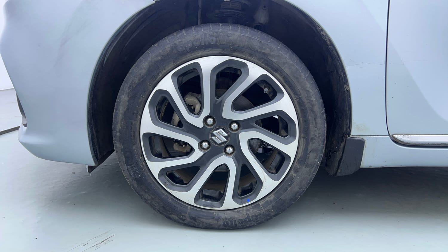 Used 2022 Maruti Suzuki Baleno Alpha AGS Petrol Automatic tyres LEFT FRONT TYRE RIM VIEW