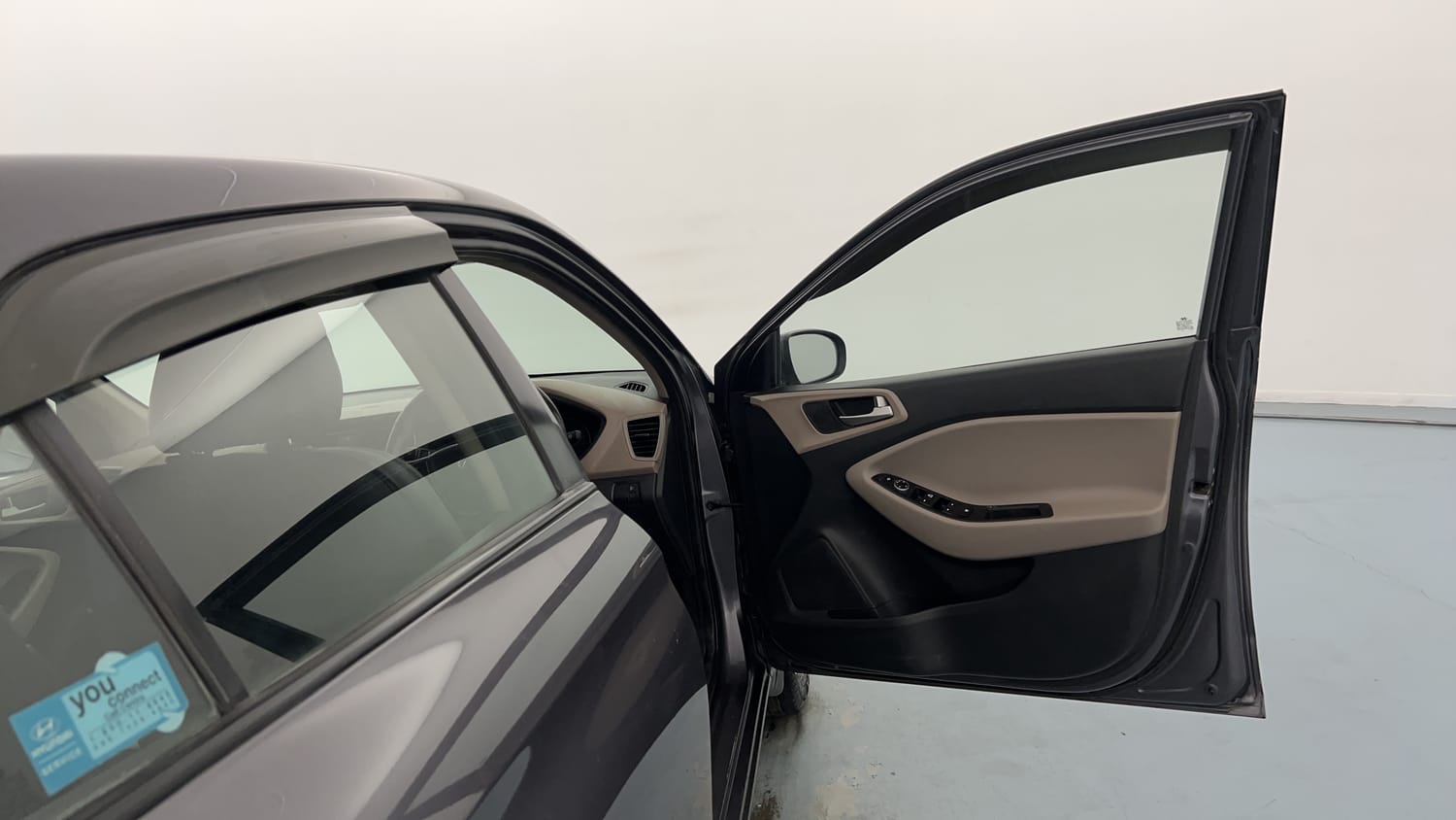 Used 2019 Hyundai Elite i20 Asta 1.2 Petrol Manual interior RIGHT FRONT DOOR OPEN VIEW