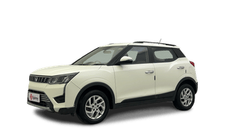 Used 2023 Mahindra XUV 300 W8 1.5 Diesel Diesel Manual Image