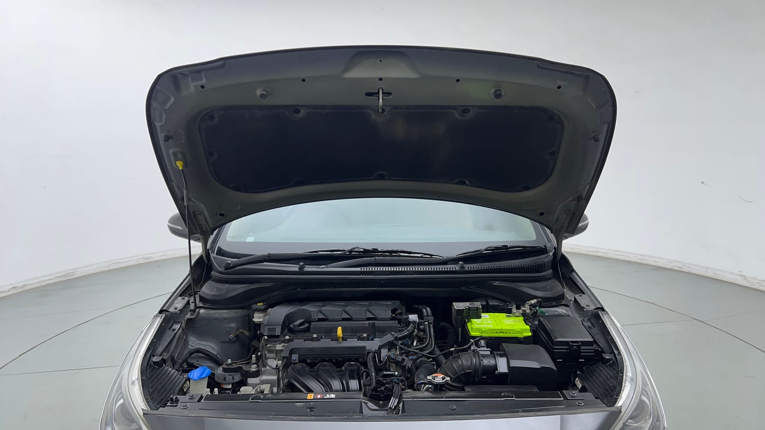 Used 2021 Hyundai Verna SX 1.5 MPi Petrol Manual engine ENGINE & BONNET OPEN FRONT VIEW