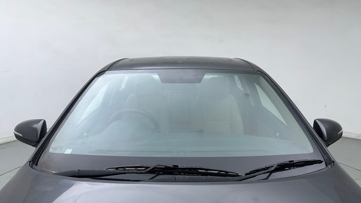 Used 2021 Hyundai Verna SX 1.5 MPi Petrol Manual exterior FRONT WINDSHIELD VIEW