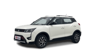 Used 2023 Mahindra XUV 300 W8 (O) 1.2 Petrol Petrol Manual Image
