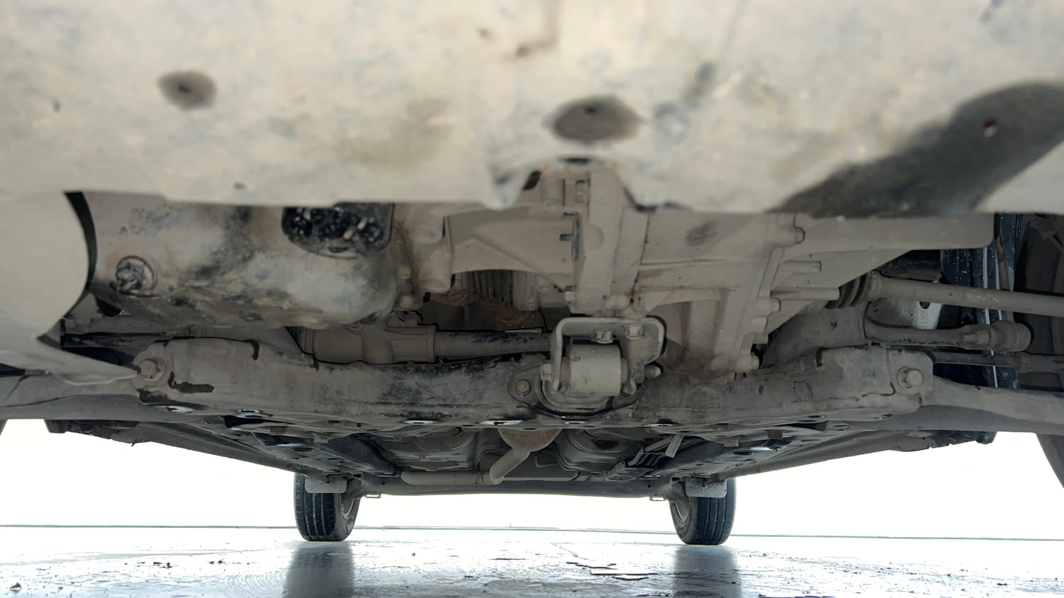 Used 2020 Hyundai Grand i10 Nios Sportz 1.2 Kappa VTVT Petrol Manual extra FRONT LEFT UNDERBODY VIEW