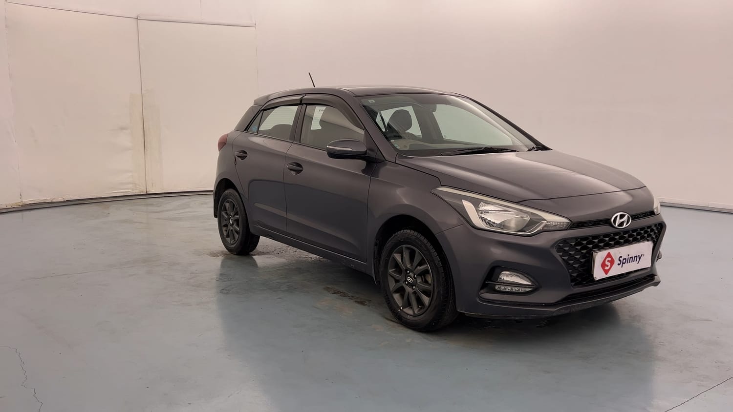 Used 2019 Hyundai Elite i20 Asta 1.2 Petrol Manual exterior RIGHT FRONT CORNER VIEW