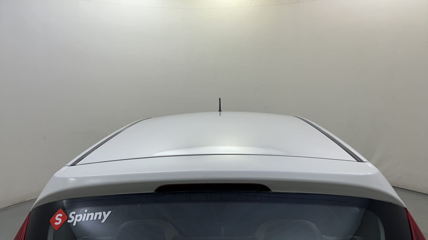 Used 2012 Hyundai Eon Magna Petrol Manual exterior EXTERIOR ROOF VIEW