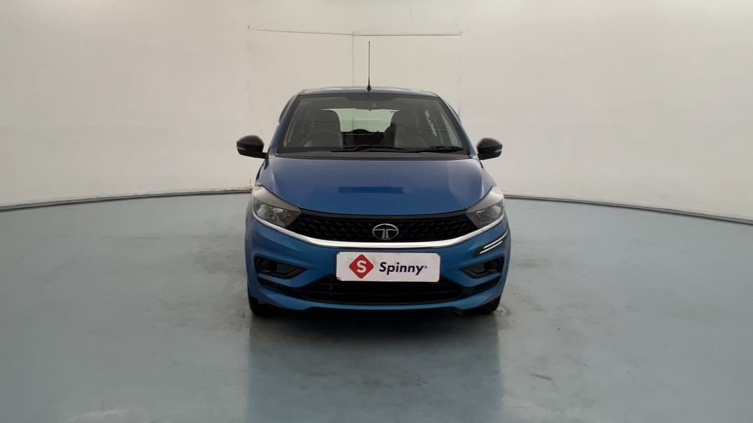 Used 2024 Tata Tiago XT Petrol Manual exterior FRONT VIEW