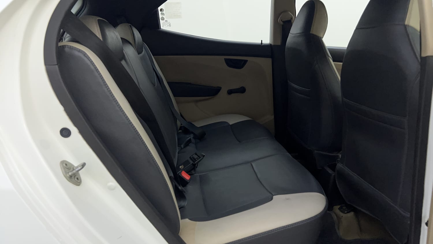 Used 2012 Hyundai Eon Magna Petrol Manual interior RIGHT SIDE REAR DOOR CABIN VIEW
