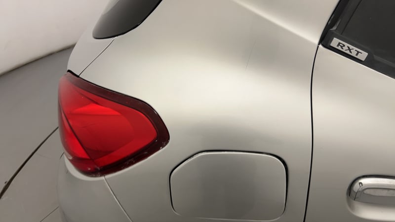 Used 2016 Renault Kwid 1.0 RXT Petrol Manual dents MINOR DENT