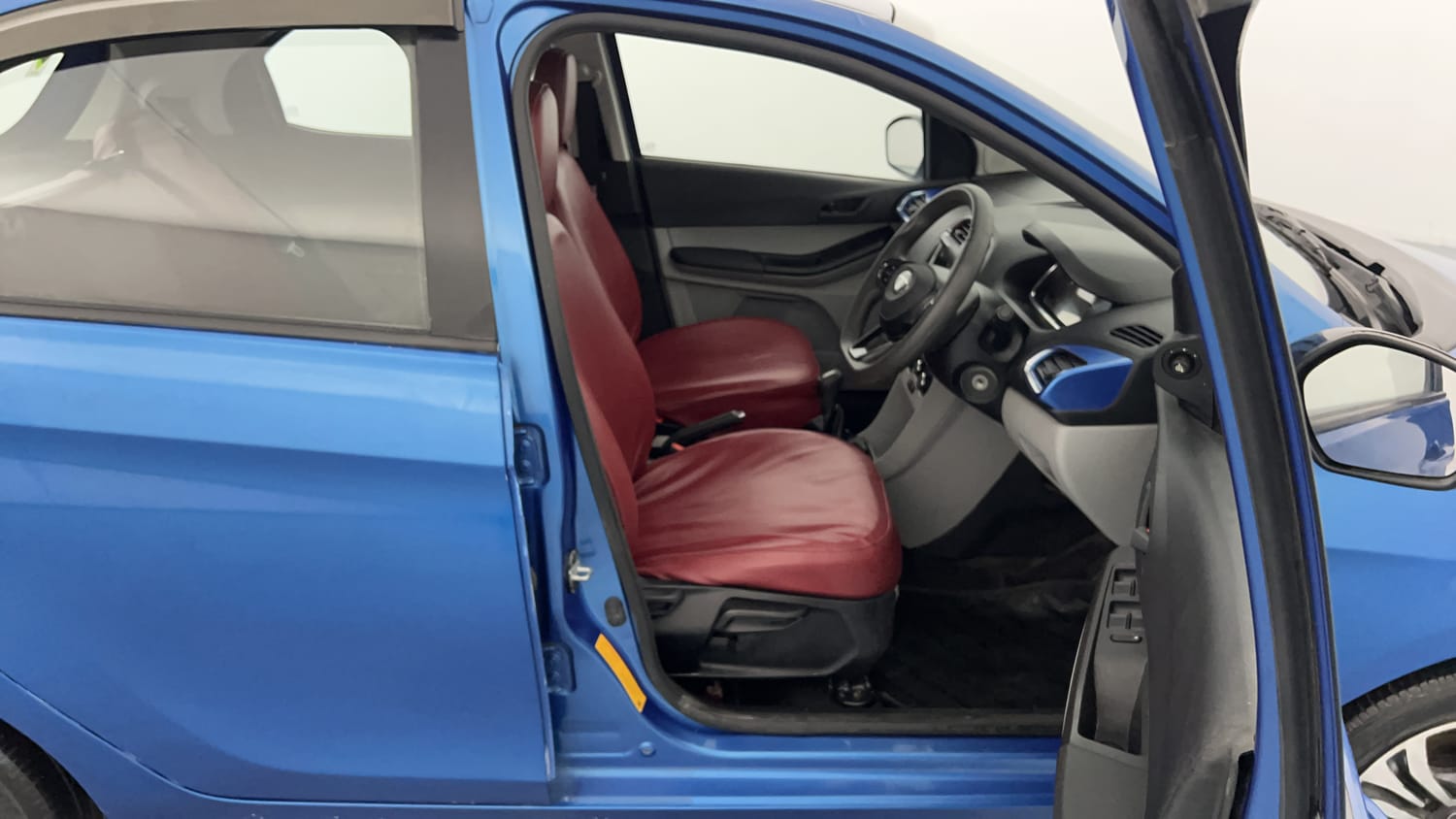 Used 2024 Tata Tiago XT Petrol Manual interior RIGHT SIDE FRONT DOOR CABIN VIEW