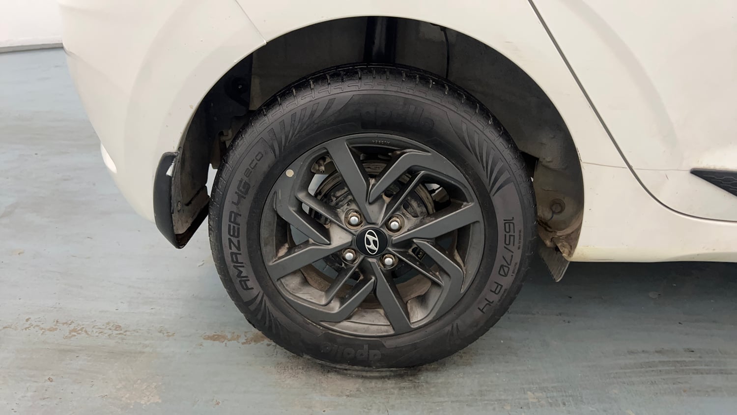Used 2020 Hyundai Grand i10 Nios Sportz 1.2 Kappa VTVT Petrol Manual tyres RIGHT REAR TYRE RIM VIEW