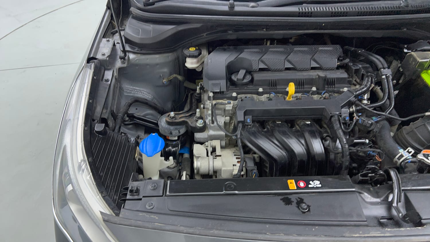 Used 2021 Hyundai Verna SX 1.5 MPi Petrol Manual engine ENGINE RIGHT SIDE VIEW