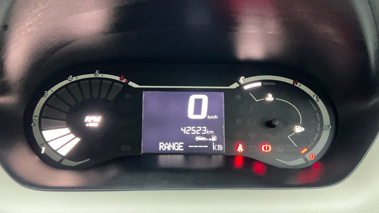 2022 Nissan Magnite XV Executive-15