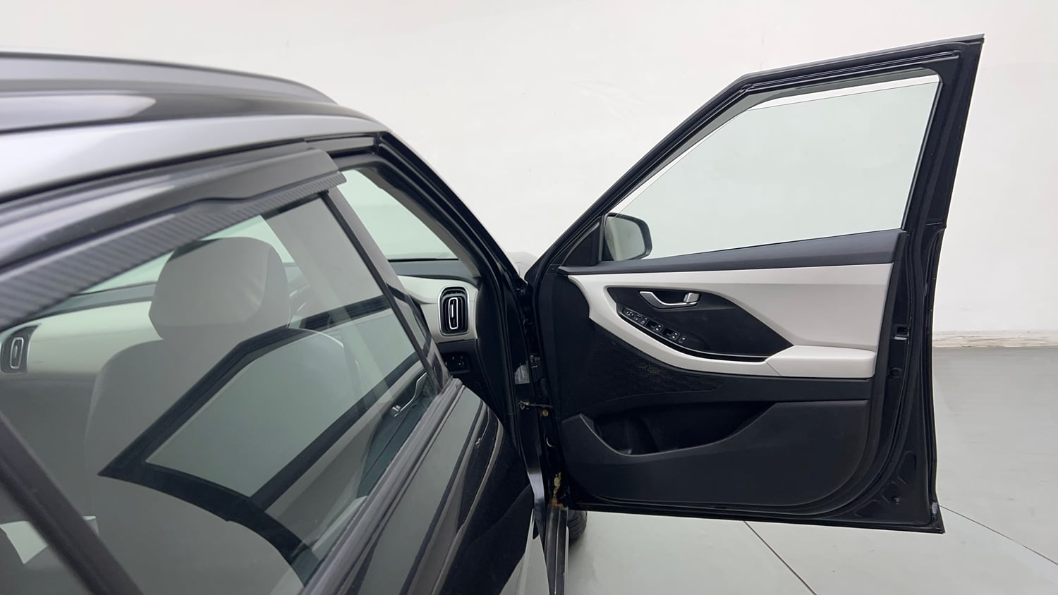 Used 2023 Hyundai Creta SX 1.5 Petrol Petrol Manual interior RIGHT FRONT DOOR OPEN VIEW