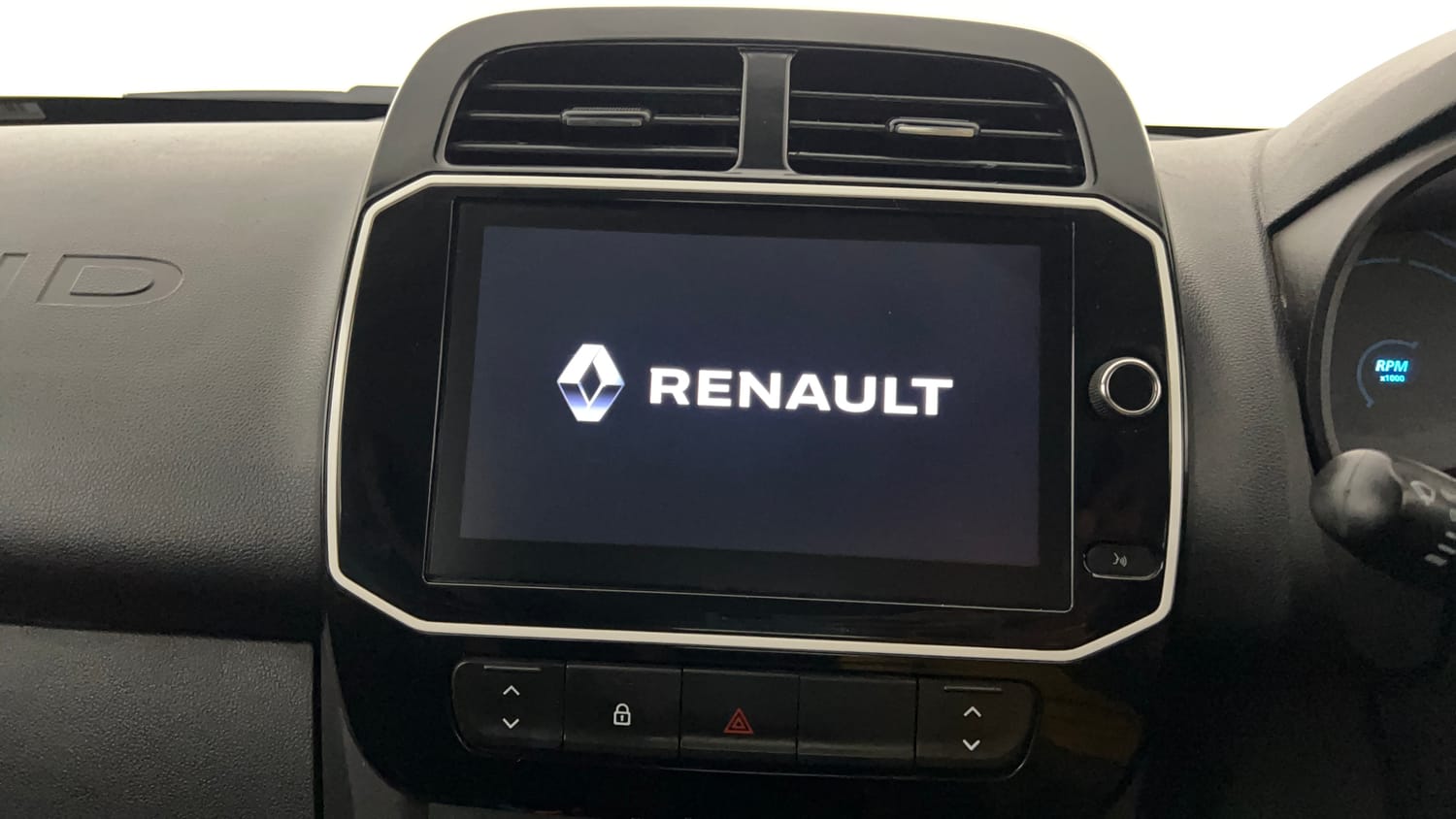 Used 2023 Renault Kwid CLIMBER AMT Petrol Automatic top_features Integrated (in-dash) music system
