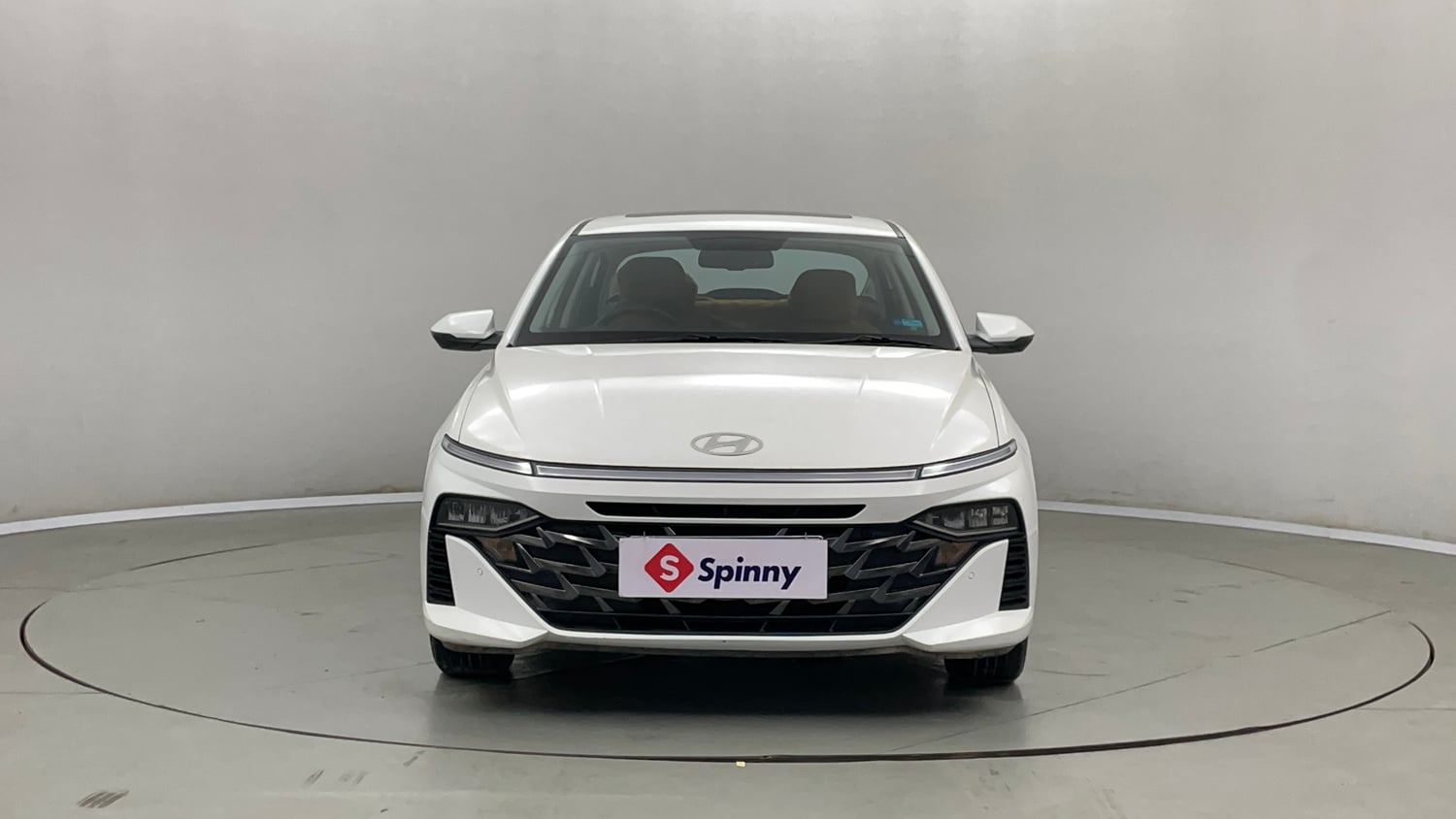 Used 2024 Hyundai Verna SX 1.5 Petrol MT Petrol Manual exterior FRONT VIEW