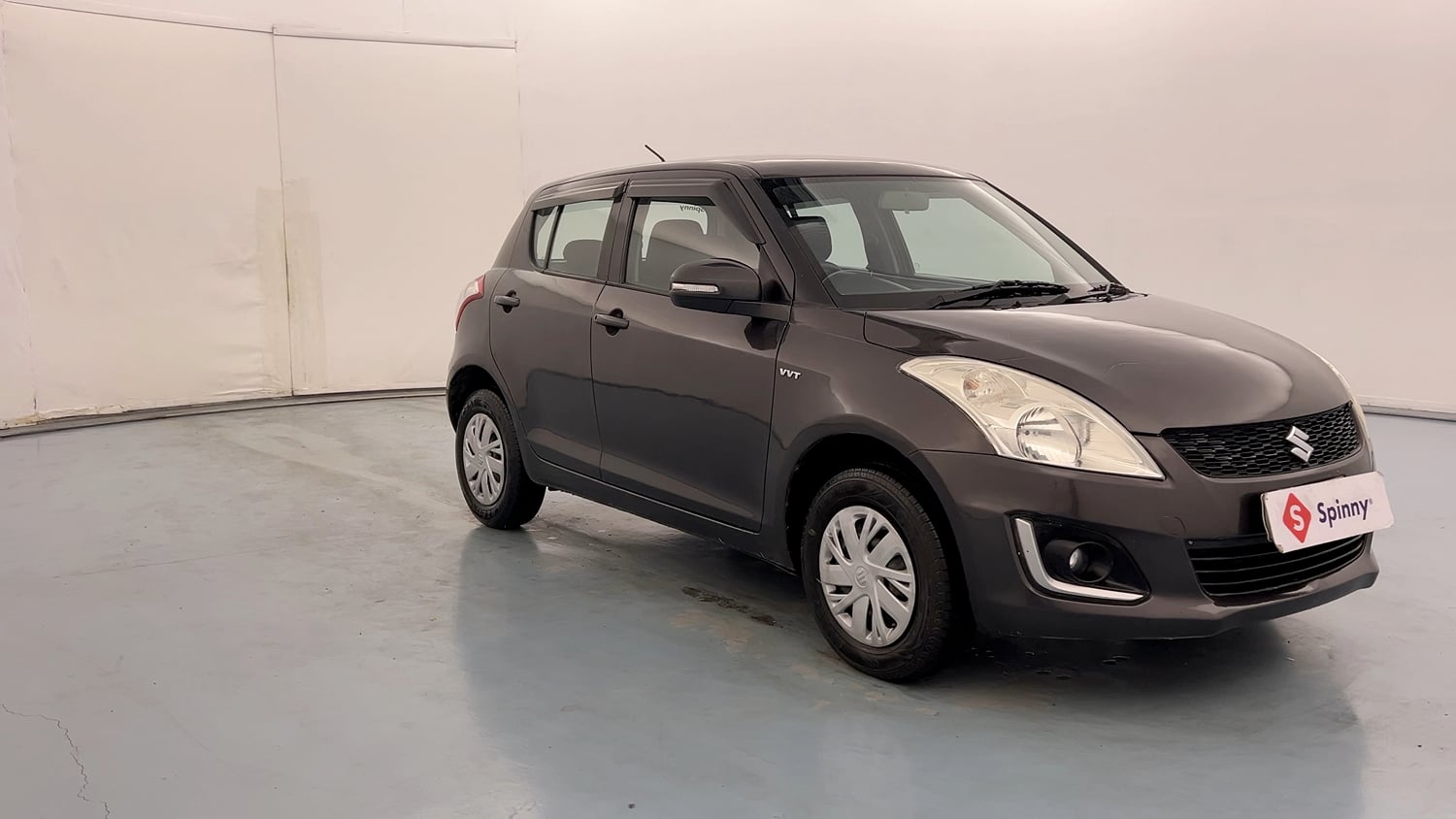 Used 2017 Maruti Suzuki Swift VXi Petrol Manual exterior RIGHT FRONT CORNER VIEW