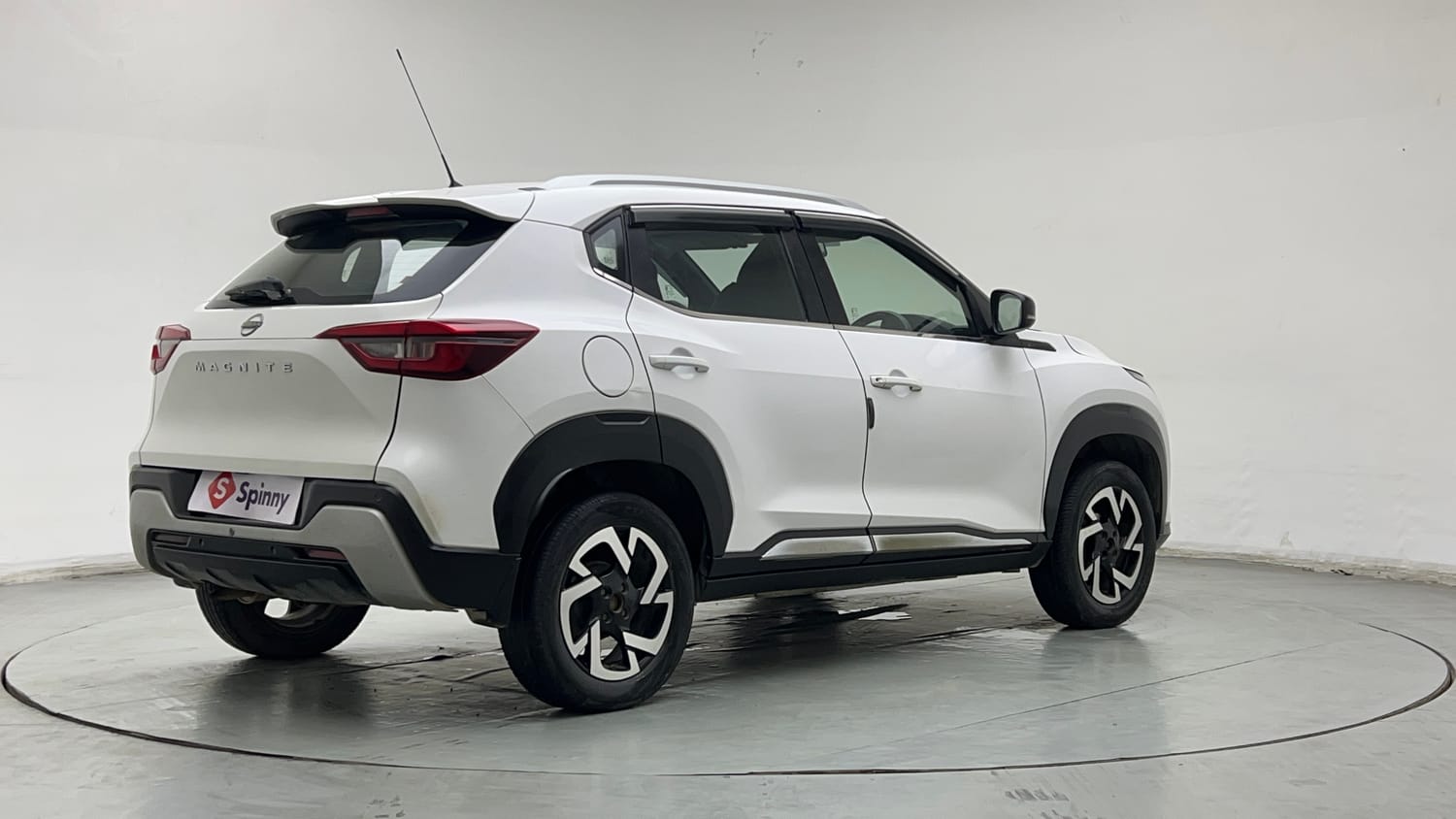 2022 Nissan Magnite XV Executive-4