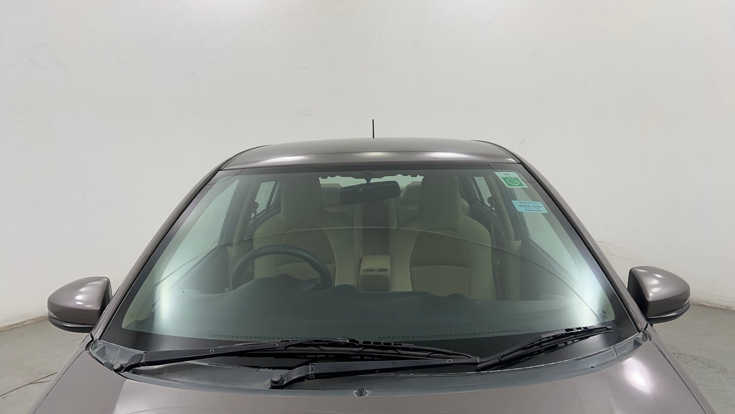 Used 2015 Honda Amaze 1.2 VX i-VTEC Petrol Manual exterior FRONT WINDSHIELD VIEW