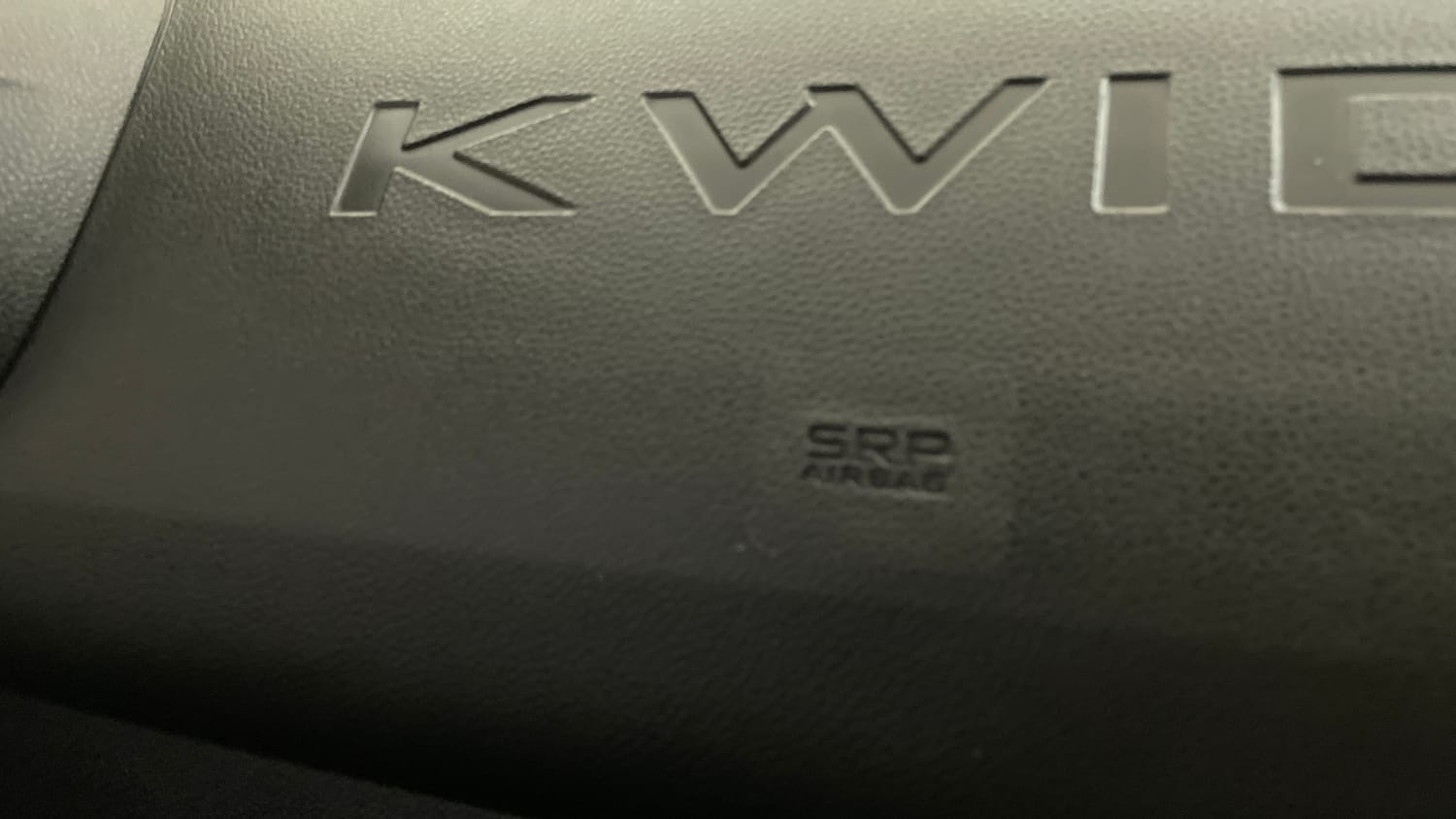 Used 2025 Renault Kwid RXT 1.0L AMT Petrol Automatic top_features Airbags