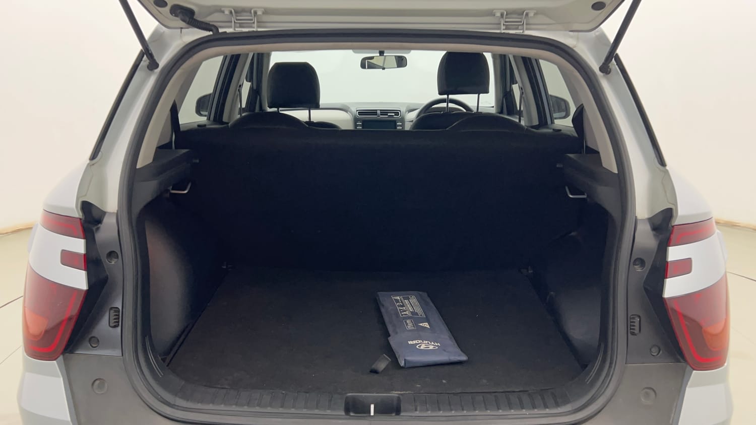 Used 2022 Hyundai Creta EX 1.5 Petrol Petrol Manual interior DICKY INSIDE VIEW