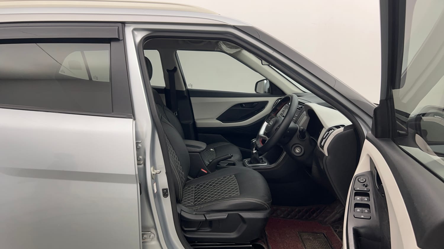 Used 2022 Hyundai Creta EX 1.5 Petrol Petrol Manual interior RIGHT SIDE FRONT DOOR CABIN VIEW